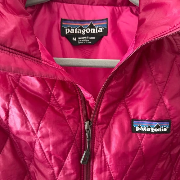Patagonia Women’s Nano Puff Vest Size Medium - Picture 2 of 5